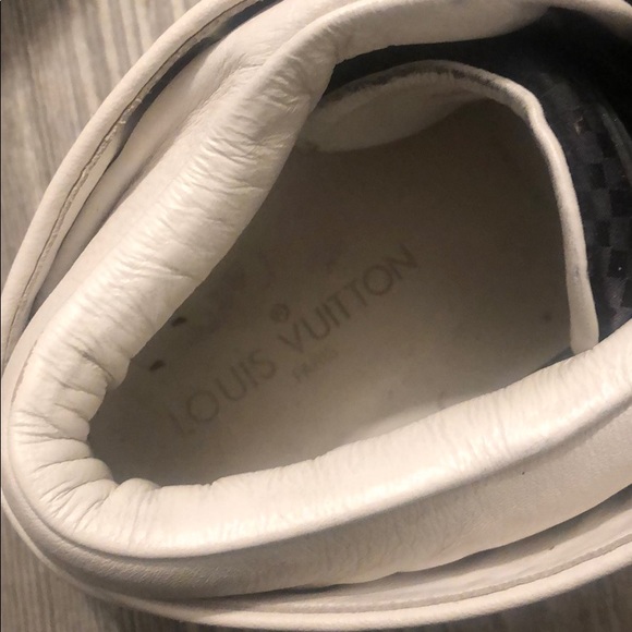 Louis Vuitton Acapulco Checkered Hi-Top Sneakers - Picture 5 of 12